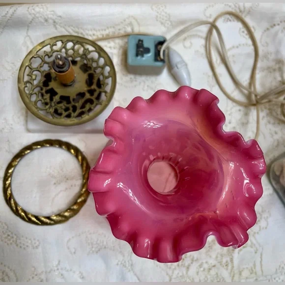 Vintage Fenton Opalescent Coin Dot Cranberry Boudoir Glass Lamp Light PAIR Marbl - Picture 15 of 16